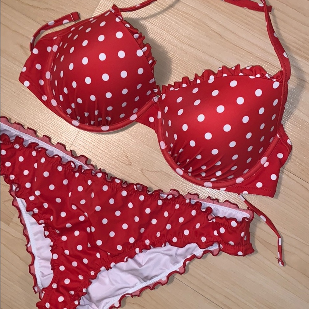 Shade&shore bathing-suit.